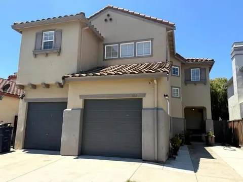 MLS: ML82052886