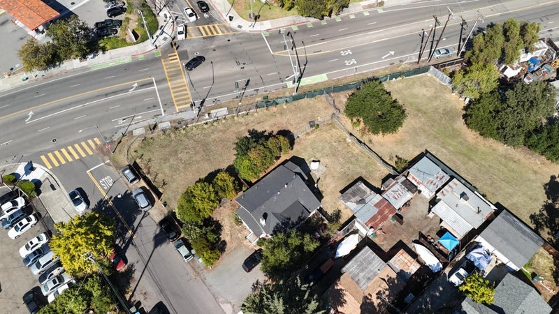 282 Vista Avenue