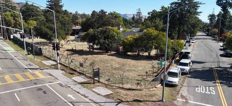 282 Vista Avenue