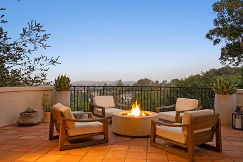 Tiny photo for 707 Vista Drive, REDWOOD CITY, CA 94062 (MLS # ML82029262)