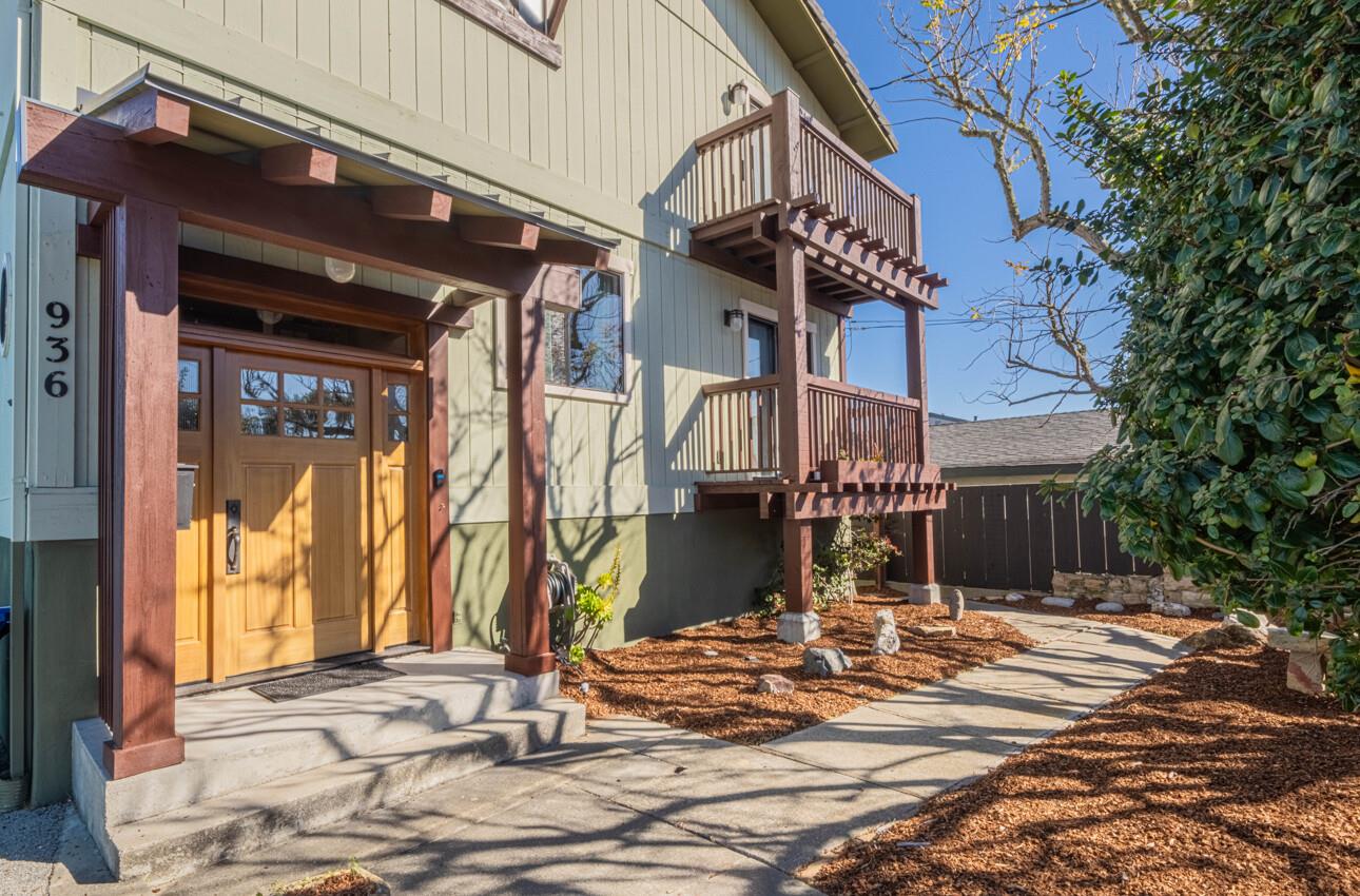 936 Wainwright Street