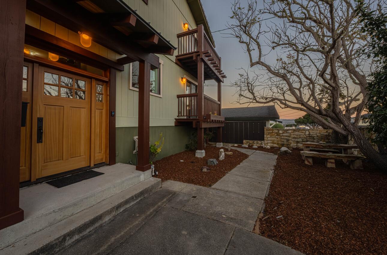 936 Wainwright Street