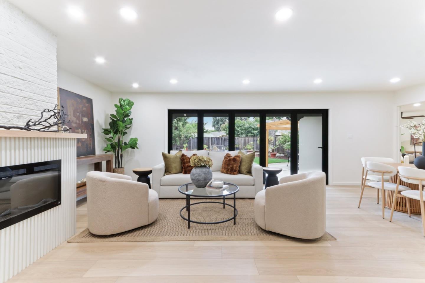 4259 Silver Street