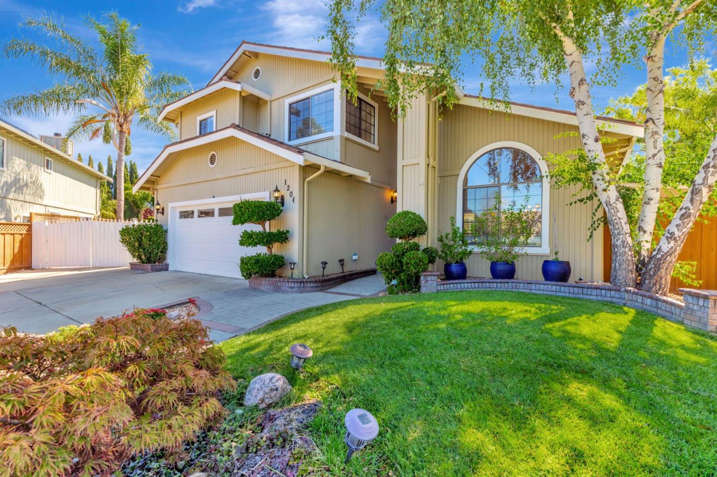 Photo 1 of 44 — 1206 Sycamore Court, GILROY, CA 95020