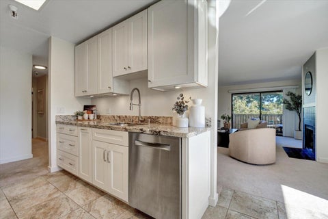Photo of 400 Ortega Avenue #306B, MOUNTAIN VIEW, CA 94040 (MLS # ML82064917)