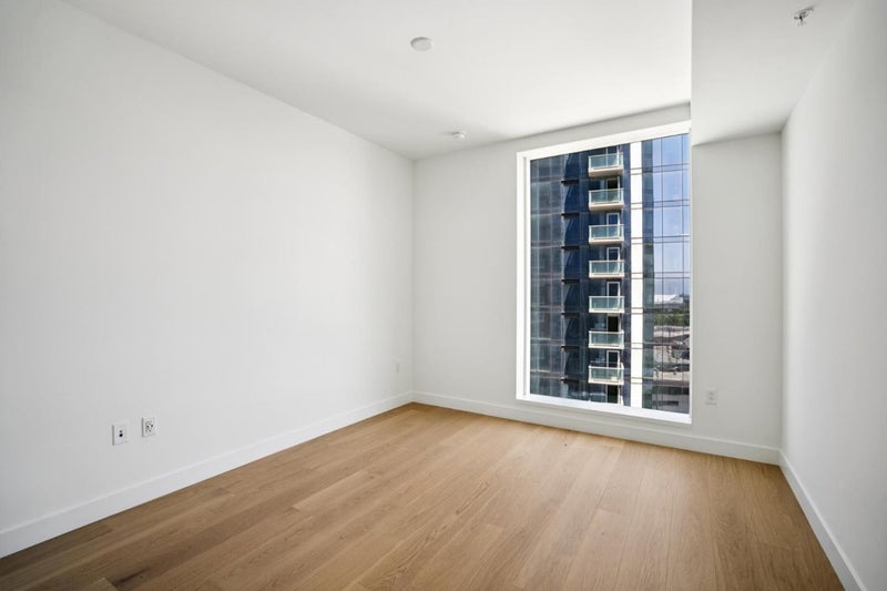 188 West Saint James Street 11119