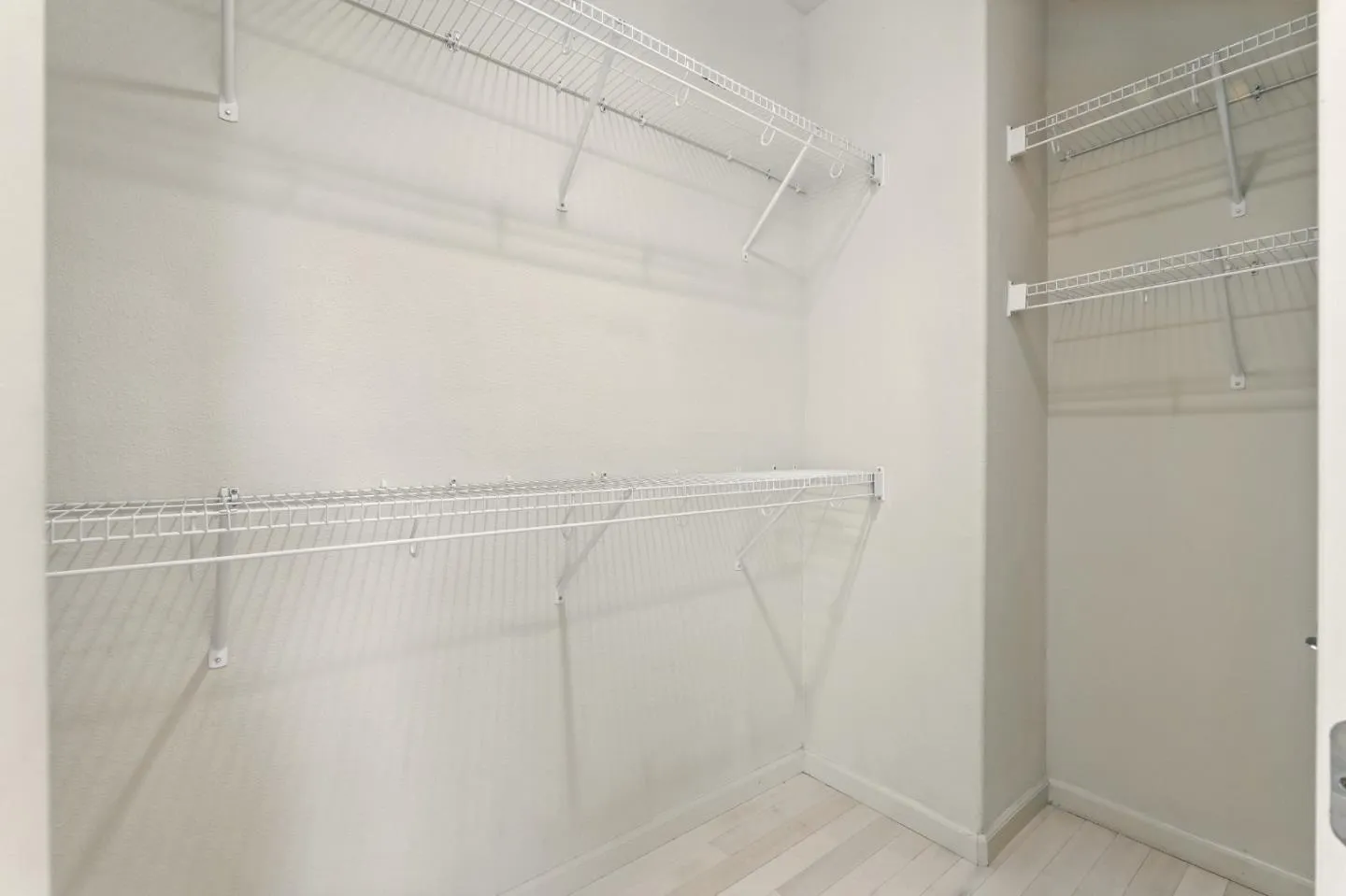 Hayward, California 94541, United States, 4 Bedrooms Bedrooms, ,3 BathroomsBathrooms,Residential,Active,149489