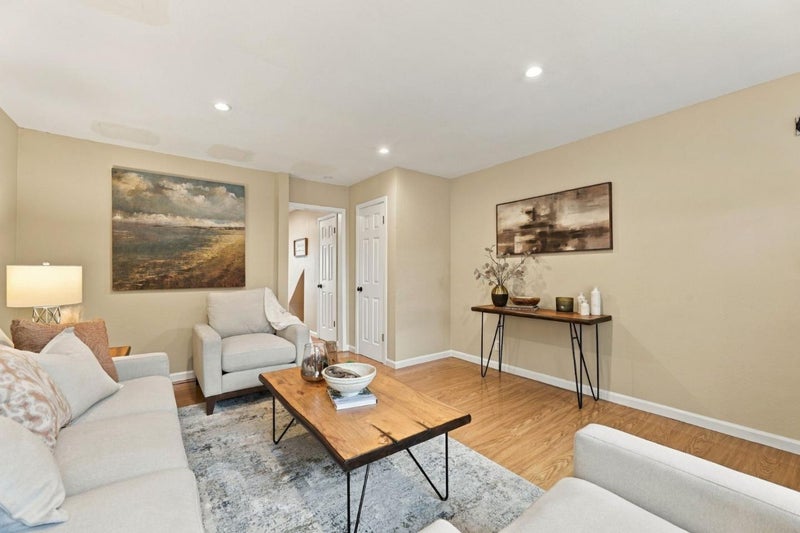 104 Jose Figueres Avenue