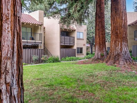 Photo of 259 N Capitol Avenue #176, SAN JOSE, CA 95127 (MLS # ML82029032)