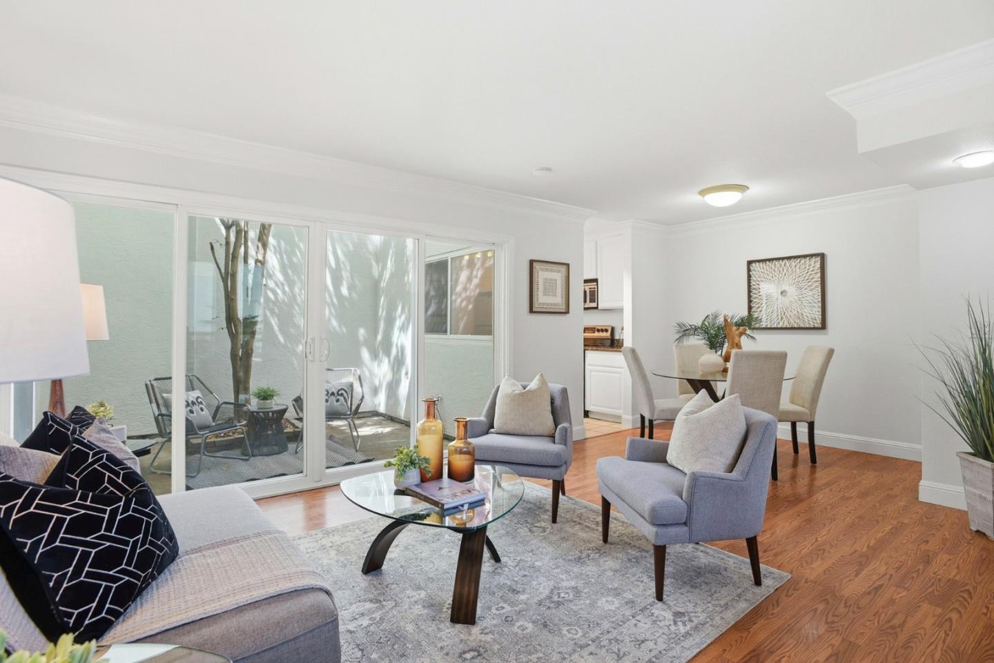 1919 Alameda De Las Pulgas 75