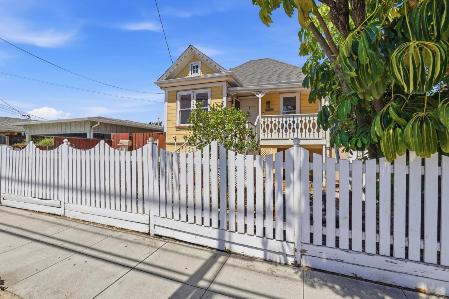216 North 25th Street