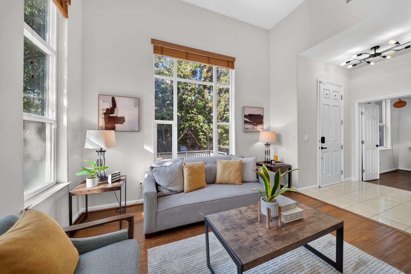 2747 Corde Terra Circle