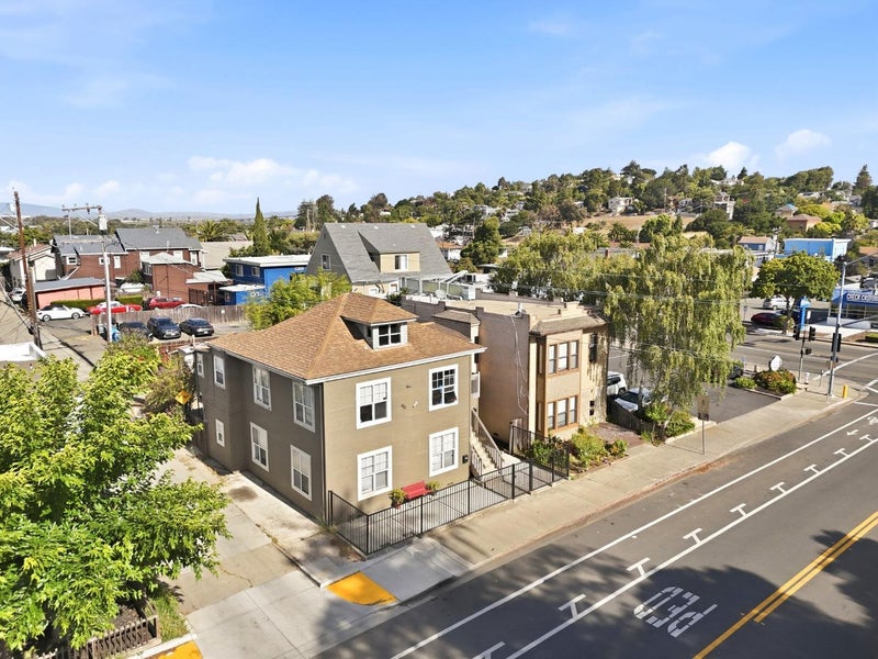 1313 Sacramento Street