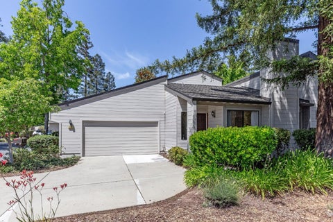 Photo of 101 Lancewood Place, LOS GATOS, CA 95032 (MLS # ML82010597)
