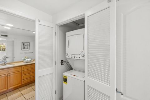 Tiny photo for 130 East San Fernando St St #504, SAN JOSE, CA 95112 (MLS # ML82029642)