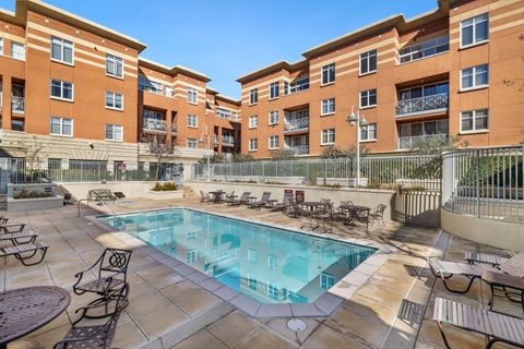 Tiny photo for 130 East San Fernando St St #504, SAN JOSE, CA 95112 (MLS # ML82029642)