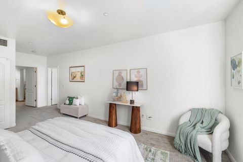 Tiny photo for 130 East San Fernando St St #504, SAN JOSE, CA 95112 (MLS # ML82029642)