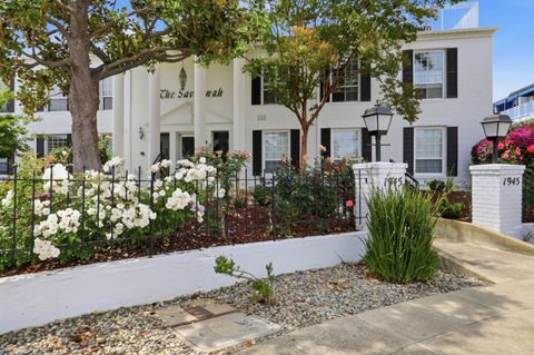 Photo of 1945 Mount Vernon Court #4, Mountain View, CA 94040 (MLS # ML82048086)