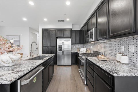 Tiny photo for 2951 Via Roma Place #36, SANTA CLARA, CA 95051 (MLS # ML82056541)