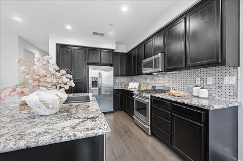 Tiny photo for 2951 Via Roma Place #36, SANTA CLARA, CA 95051 (MLS # ML82056541)