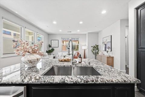 Tiny photo for 2951 Via Roma Place #36, SANTA CLARA, CA 95051 (MLS # ML82056541)