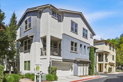 Tiny photo for 2951 Via Roma Place #36, SANTA CLARA, CA 95051 (MLS # ML82056541)