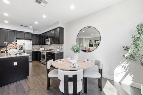 Tiny photo for 2951 Via Roma Place #36, SANTA CLARA, CA 95051 (MLS # ML82056541)