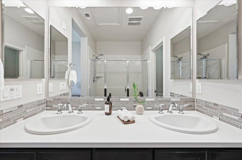 Tiny photo for 2951 Via Roma Place #36, SANTA CLARA, CA 95051 (MLS # ML82056541)