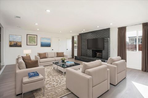 Tiny photo for 4116 43rd Avenue, SACRAMENTO, CA 95824 (MLS # ML82033337)