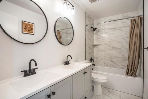 Tiny photo for 4116 43rd Avenue, SACRAMENTO, CA 95824 (MLS # ML82033337)