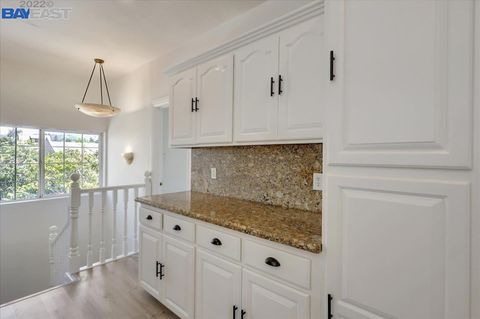 Tiny photo for 2036 E 20th Street, OAKLAND, CA 94606 (MLS # ML82034153)