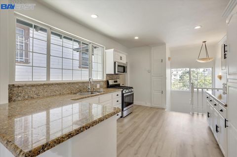 Tiny photo for 2036 E 20th Street, OAKLAND, CA 94606 (MLS # ML82034153)