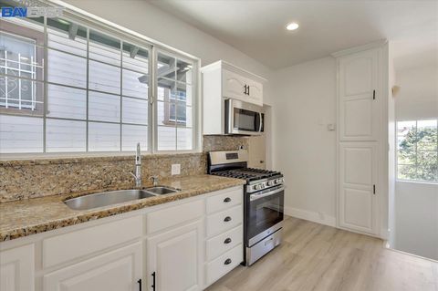 Tiny photo for 2036 E 20th Street, OAKLAND, CA 94606 (MLS # ML82034153)