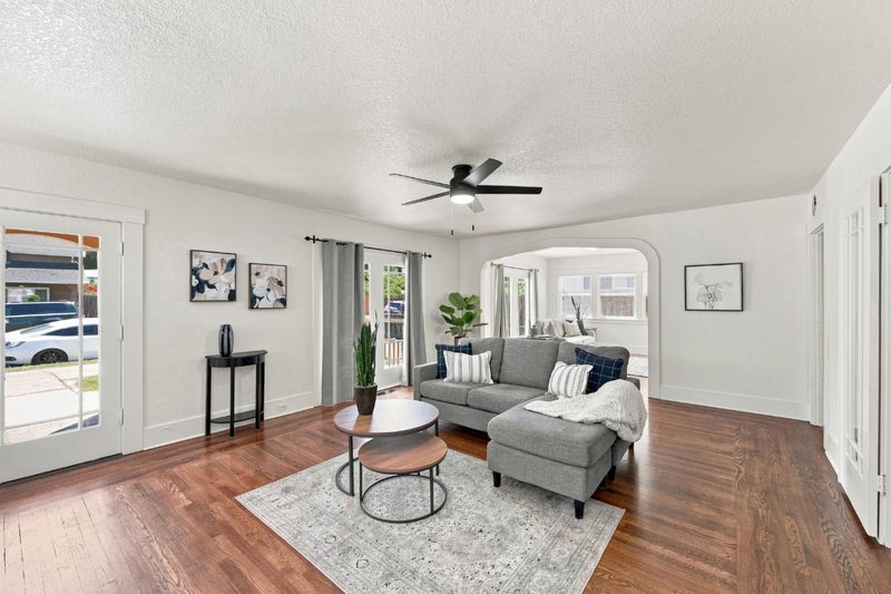 1033 Villa Avenue
