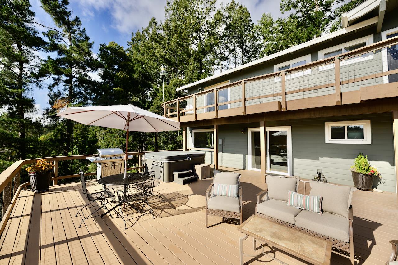 155 Rabbits Run Road