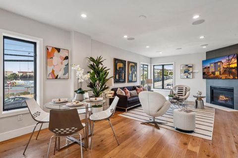 Photo of 2701 41st Avenue, SAN FRANCISCO, CA 94116 (MLS # ML82044504)
