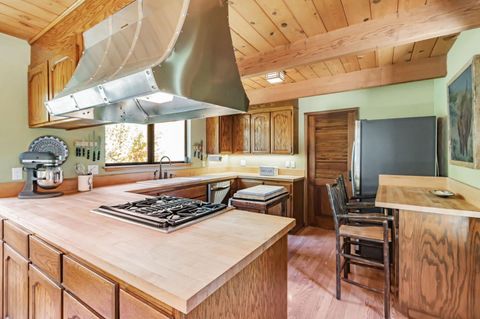 Tiny photo for 855 Oak Ridge Road, LOS GATOS, CA 95033 (MLS # ML82012819)