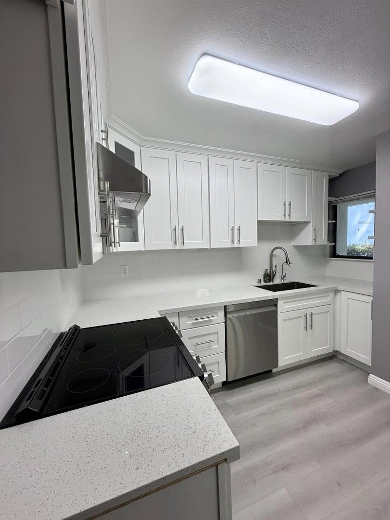 1055 North Capitol Avenue 129