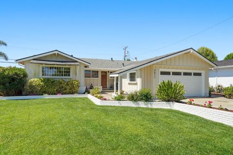 Tiny photo for 2611 Malaga Drive, SAN JOSE, CA 95125 (MLS # ML82041225)