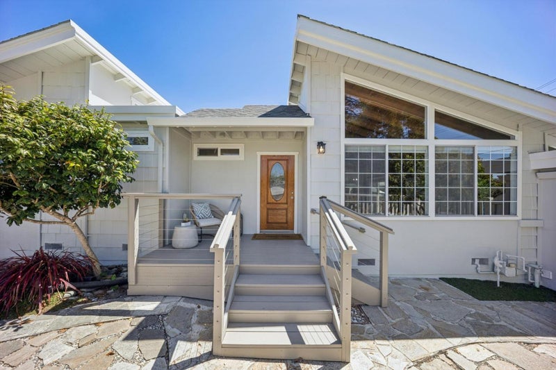 1524 - A 17th Avenue