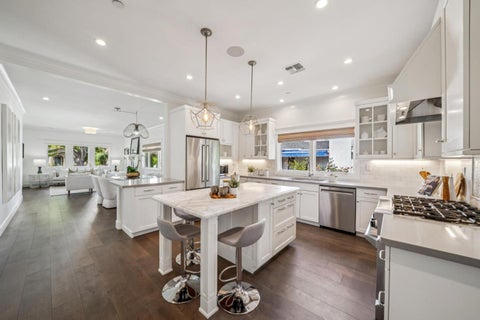 Tiny photo for 818 Crossway Road, Burlingame, CA 94010 (MLS # ML82058601)