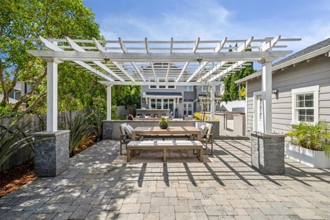 Tiny photo for 818 Crossway Road, Burlingame, CA 94010 (MLS # ML82058601)