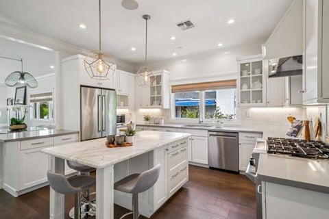 Tiny photo for 818 Crossway Road, Burlingame, CA 94010 (MLS # ML82058601)