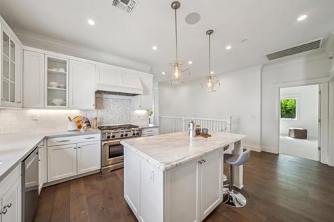 Tiny photo for 818 Crossway Road, Burlingame, CA 94010 (MLS # ML82058601)