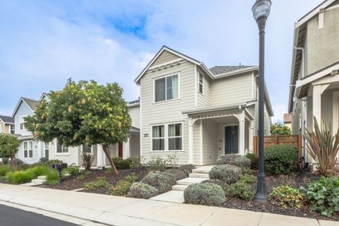 Photo of 18831 Sedgwick Lane, MARINA, CA 93933 (MLS # ML82030088)