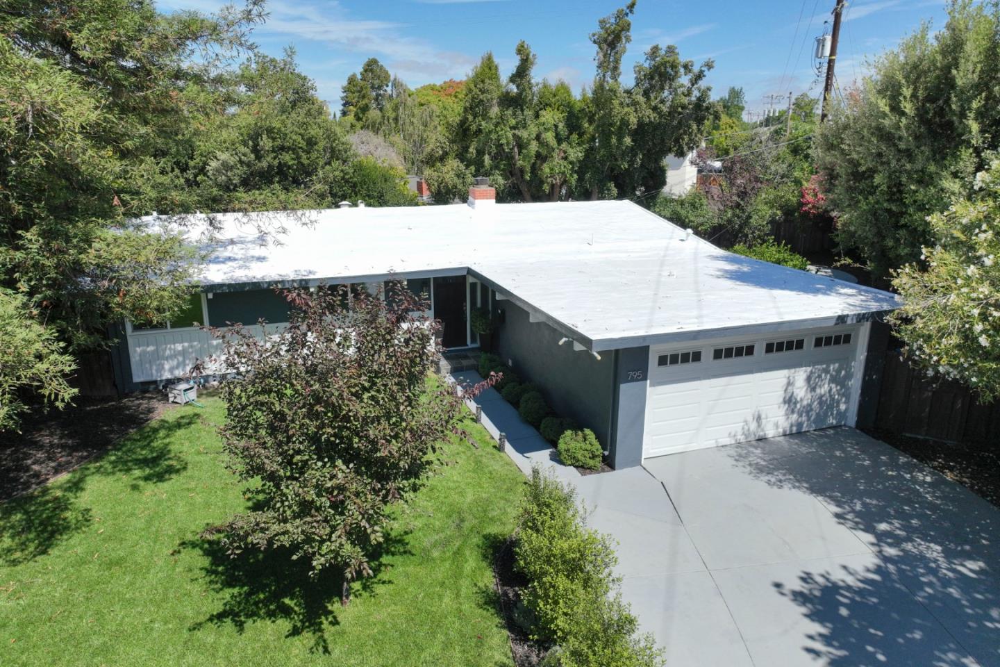 795 East Charleston Road