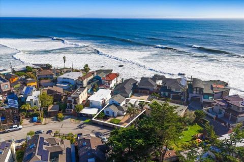 Tiny photo for 2866 Chesterfield Drive, SANTA CRUZ, CA 95062 (MLS # ML82027112)