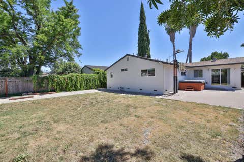 Tiny photo for 6191 Snell Avenue, San Jose, CA 95123 (MLS # ML82054247)