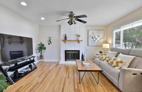 Tiny photo for 6191 Snell Avenue, San Jose, CA 95123 (MLS # ML82054247)
