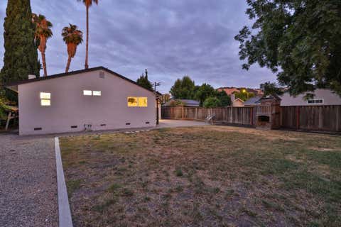 Tiny photo for 6191 Snell Avenue, San Jose, CA 95123 (MLS # ML82054247)